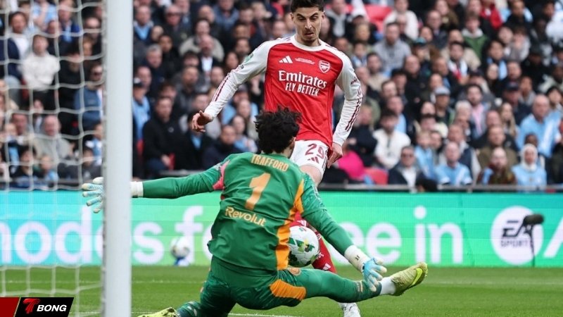 Trafford đang có phong độ tốt tại Man City